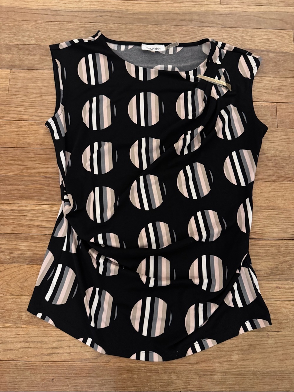 Calvin Klein Women's Black Multi Polka Dot Sleeveless Blouse - Size Small
b81